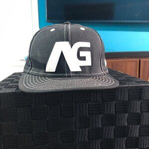 AG New Era 59FIFTY Fitted Hat Black White Logo Men’s 7 1/4 (57.7 cm)